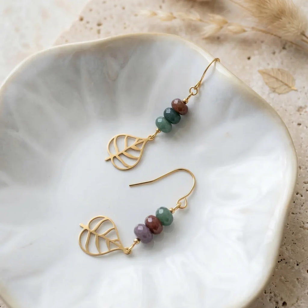 Indian Agate & Monstera Drop Earrings – Gold-Plated Stainless Steel