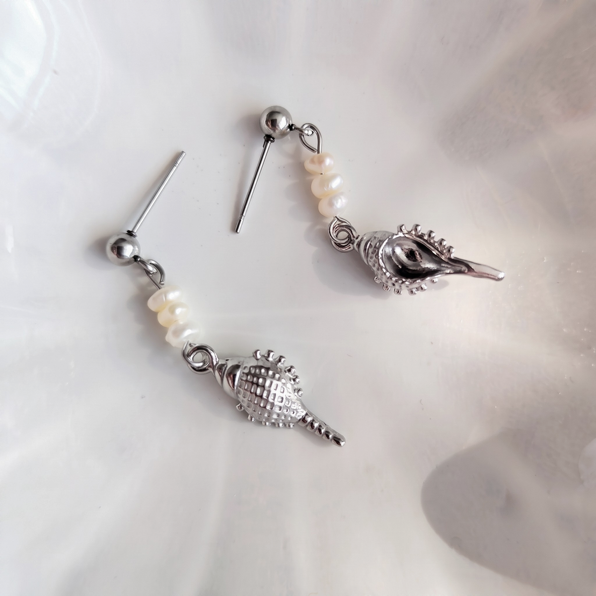 Pearl Seashell Drop Earrings – Silver Stainless Steel